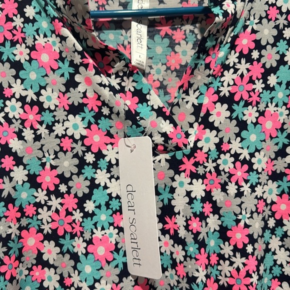Dear Scarlett new size Large - Picture 2 of 2